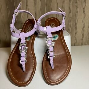 GBG Los Angeles Women's 5.5 Thong T-Strap Lavendar Patent Logo Strappy